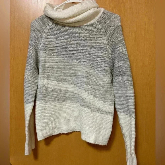 John + Jenn T Neck Sweater - Picture 1 of 5